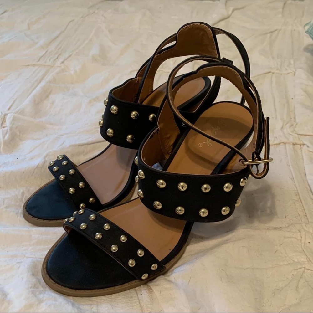 EUC Black with gold studs heeled sandals